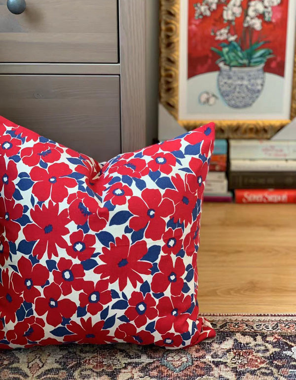 Big Red Flower Print Cushion Cover