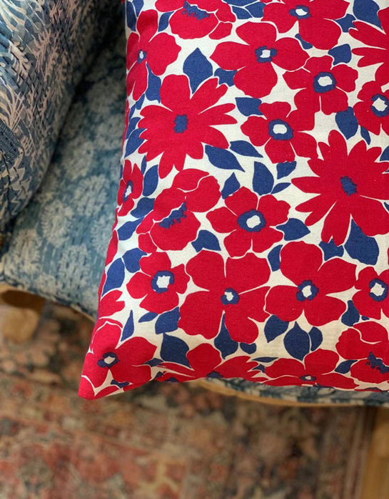 Big Red Flower Print Cushion Cover