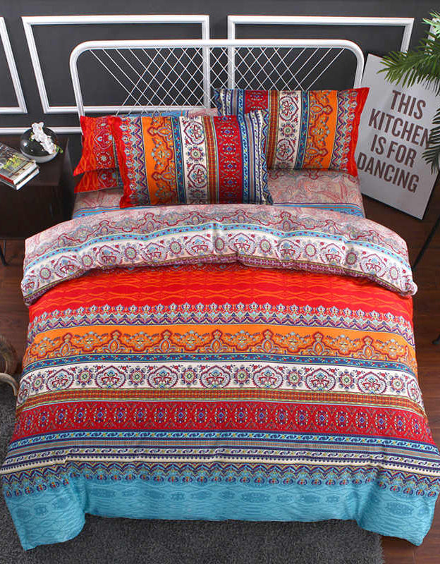 Bright Bold Artisan-Inspired Design Bohemian Stripe Bedding Set (3PCS)