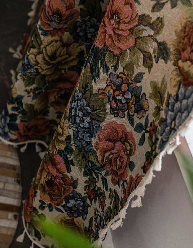 Cortinas con borlas y estampado de rosas estilo campestre