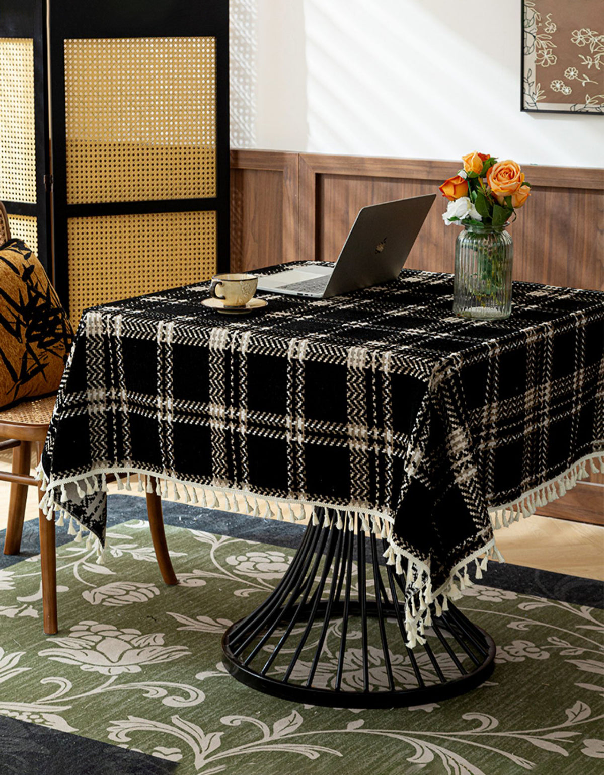 Rustic Farmhouse Plaid Tablecloth with Tassel