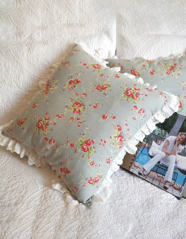 Lace Edge Pastoral Style Floral Cushion Cover
