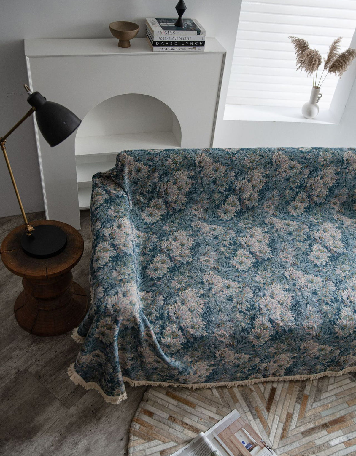 American Country Blue Floral Jacquard Sofa Blanket