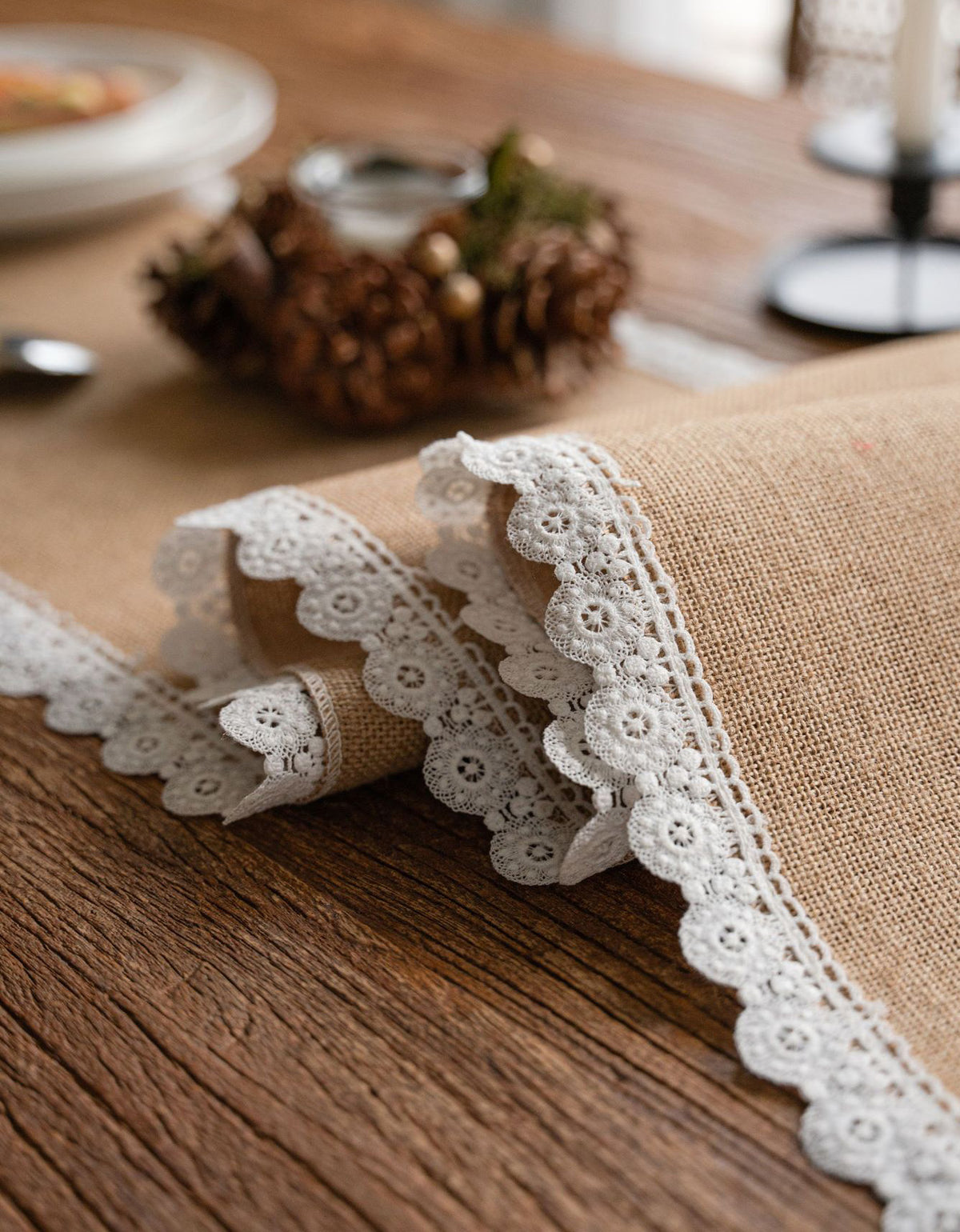 Vintage Cotton Linen Lace Brim Table Runner